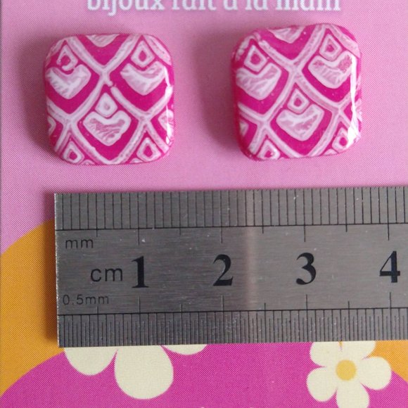 Handmade blue and white polymer clay earrings. Boucles d'oreilles fait à la main - Picture 4 of 7